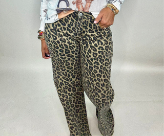 Mid Rise Leopard