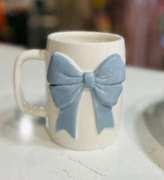 Mary Square Bow mug